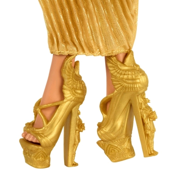 🙍🏼♂️⬇️Monster High Howliday Winter Cleo Doll - Picture 4 of 7